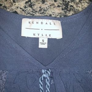 kendal & kylie cropped long sleeve top
